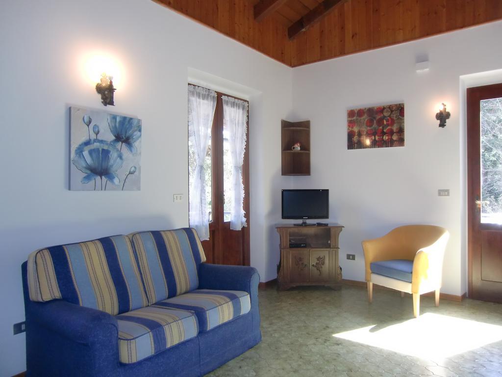 Casa Ambra Apartment Val Maria-Pur Room photo